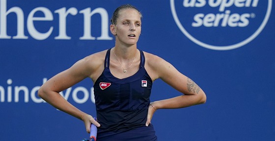 Nespokojená Karolína Plíková na turnaji v New Yorku.