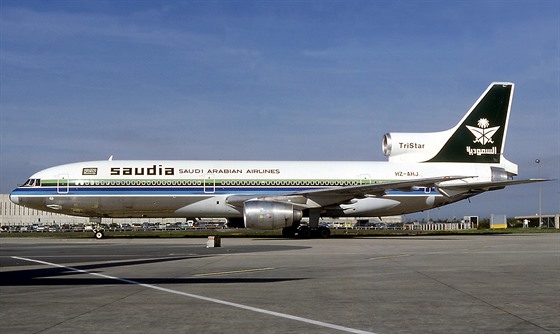 Stroj Lockheed L-1011 TriStar v barvách  Saudi Arabian Airlines (SAA), který je...