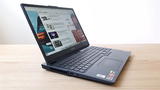 Lenovo Legion 5 je hezky provedený výkonný notebook za rozumnou cenu