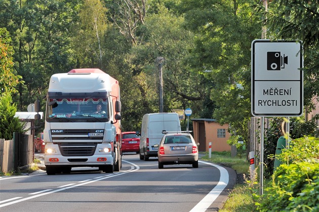 Zaátek meného úseku na západním okraji obce Strá nad Ohí. (19.8.2020)