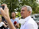 Kanclé Vratislav Myná informuje novináe o zdravotním stavu prezidenta Miloe...