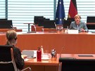 Kancléka Merkelová se setkala s Grétou Thunbergovou. Ruce si spolu nepodaly