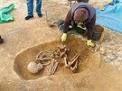 Archeologové pi przkumu na stavb obchvatu u msteka Zápy objevili rozsáhlé...
