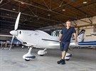 Ji�� Tlust� dod�v� ultralehk� letadla do cel�ho sv�ta.