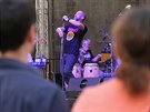 B�hem plze�sk�ho Festivalu na ulici se na p�di�ch p�edstav� p�es sto muzikant�...