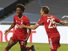STELCOVA RADOST. Kingsley Coman z Bayernu oslavuje svj gól ve finále Ligy...