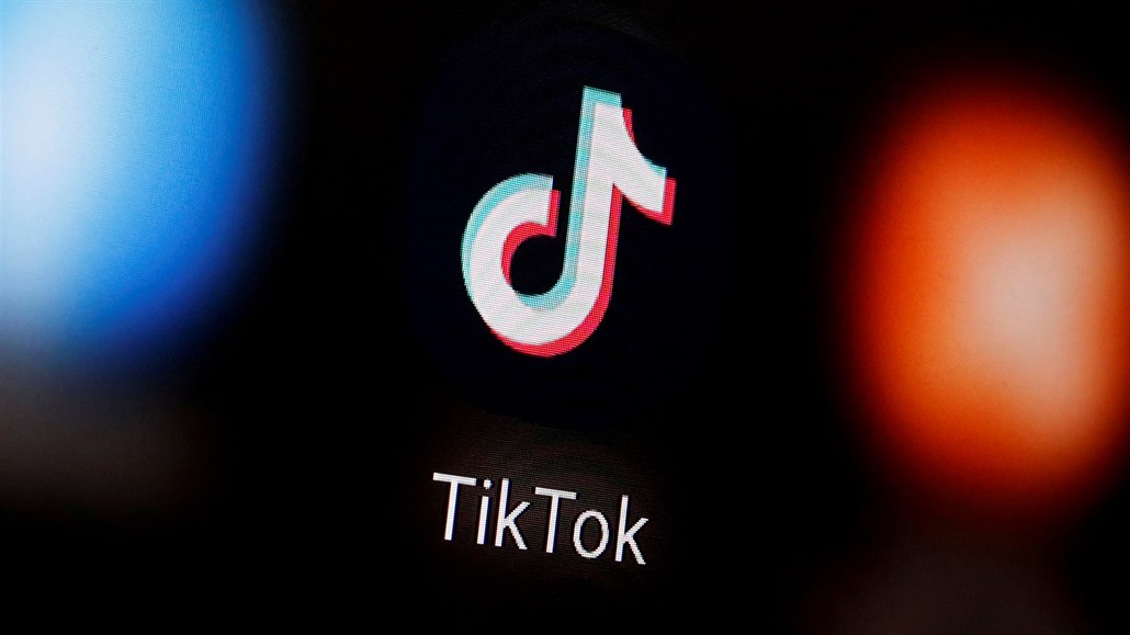Aplikace YouTube už není králem videí. V USA a Británii ji překonal TikTok