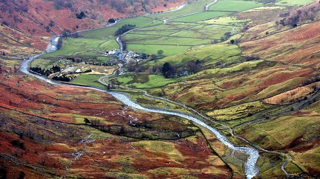 Britsk Jezern oblast (Lake District) na severozpad Anglie je jednou z turisticky nejnavtvovanjch oblast. (25 listopadu 2019)