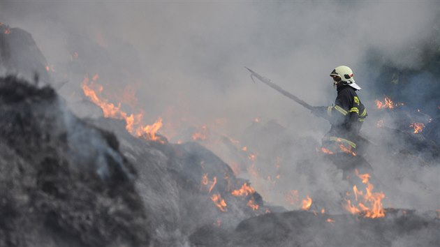 Požár stohů ve Vratislavicích nad Nisou