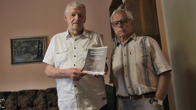 Václav Bubeník (vlevo) a jeho spolupracovník, předseda Klubu rodáků a přátel Nového Jičína Pavel Wessely