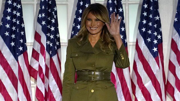 Americká první dáma Melania Trumpová měla v Růžové zahradě Bílého domu projev u příležitosti republikánského nominačního sjezdu. (25. srpna 2020)