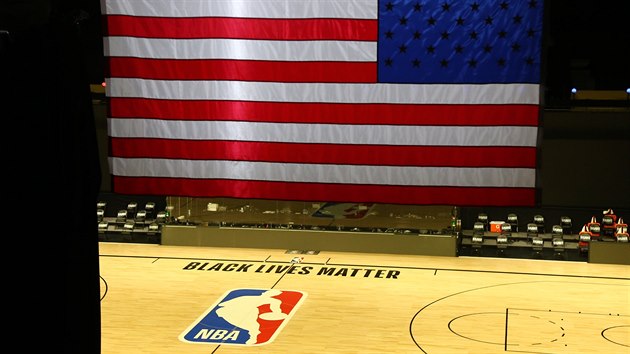 Americk vlajka nad przdnm hitm, NBA se ve stedu 26. srpna hrt nebude.