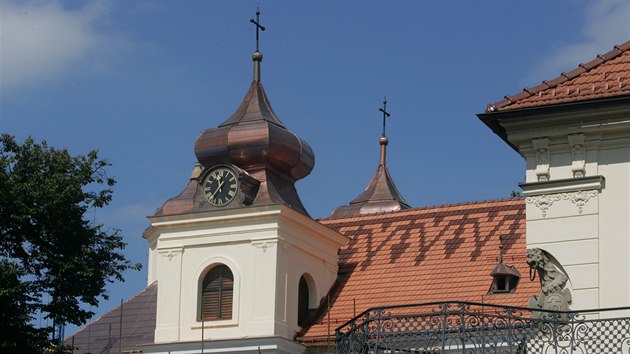 Oprava stech na kostele sv. Anny v iri (19. 8. 2010)