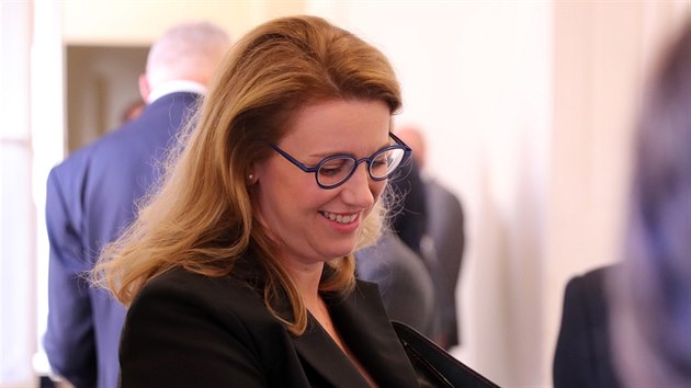 Bval nmstkyn ministerstva kolstv Simona Kratochvlov obalovan z nezkonnho ovlivovn rozdlovn dotac u praskho mstskho soudu. (24. srpen 2020)