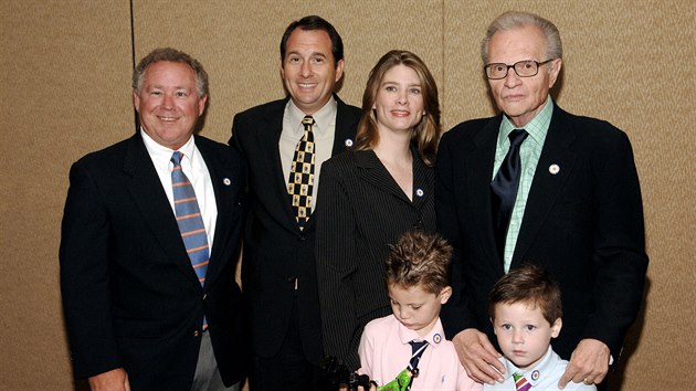 Larry King a jeho děti Andy, Larry, Chaia, Chance a Cannon (14. června 2005)