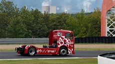 Maar Norbert Kiss si jede pro výhru v prvním závod taha Czech Truck Prix v...