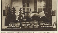 Tatra 57 autocamping, pohled do výlohy prodejny v Praze