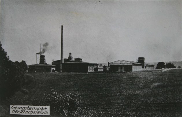 Pod vedením Lichnovských byla továrna na len významným zamstnavatelem pro lidi...