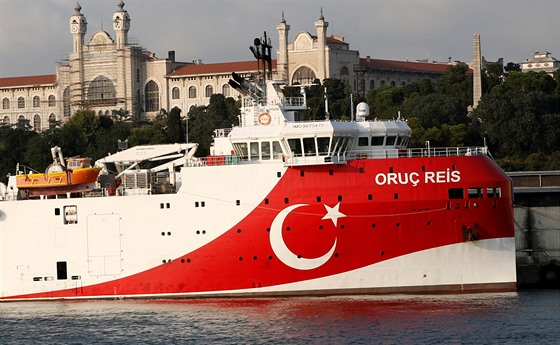 Turecká przkumná lo Oruc Reis v Istanbulu (archivní snímek z roku 2019)