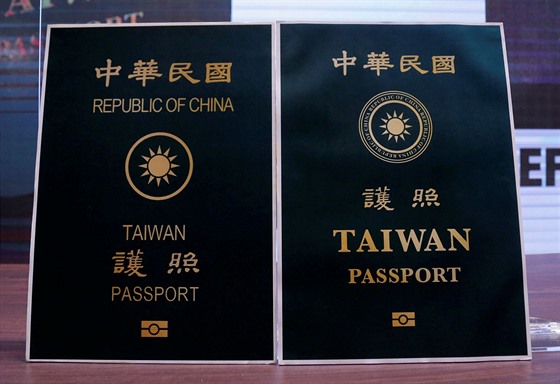 Novému pasu chybí anglické oznaení Republic of China, naopak název Taiwan je...