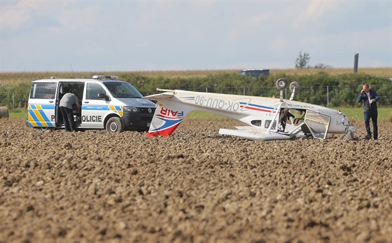U dálnice D5 se pokusilo nouzově přistát malé letadlo. (5. září 2020)