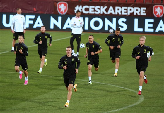 Trénink dodate�n� nominované reprezentace na Androv� stadionu v Olomouci