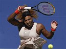 Amerianka Serena Williamsová returnuje v osmifinále US Open.