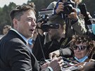 Elon Musk bhem své návtvy v Nmecku 