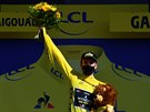 Adam Yates ve lutím dresu lídra po esté etap Tour de France.