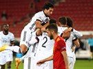 Nmetí fotbalisté se radují z gólu proti panlsku v utkání Ligy národ.