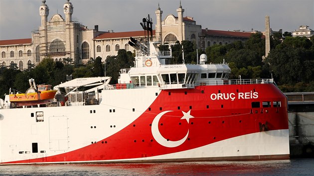 Turecká průzkumná loď Oruc Reis v Istanbulu (archivní snímek z roku 2019)
