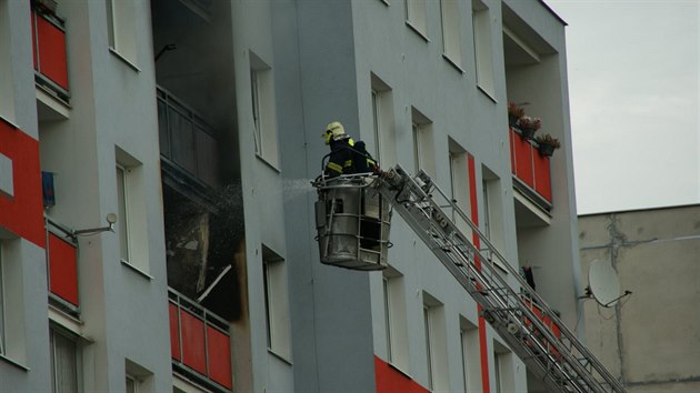 Por v byt panelovho domu v ulici V Oblouku v st nad Labem (5. z 2020)