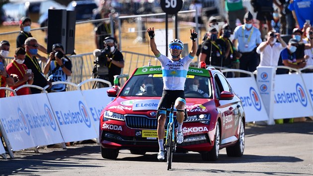 Alexej Lucenko vtz po samostatnm niku v est etap Tour de France.