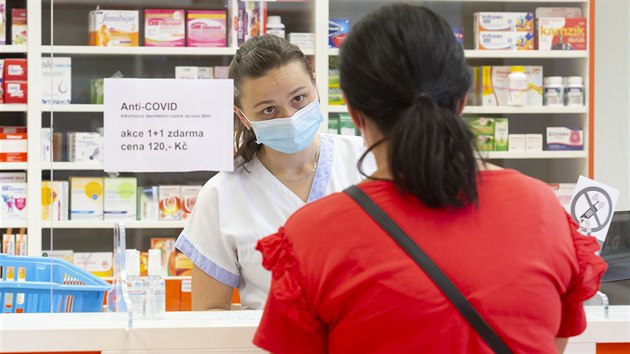 Lkrny ve Zlnskm kraji jsou dobe zsoben roukami i respirtory.