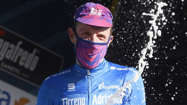 Michael Woods se po tet etap Tirreno-Adriatico posunul do ela.