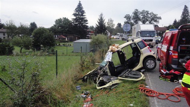 V Broumovsk ulici v Nchod bouralo osobn auto a dodvka (7. 9. 2020).