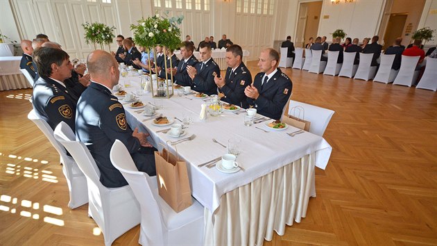 Msto msc po tragdii ocenilo zstupce bezpenostnch sloek, kte zasahovali u poru vku v Bohumn.