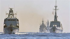 Společné námořní cvičení Řecka, Itálie, Kypru a Francie ve východním Středomoří...