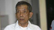 Nkdejí velitel neblaze proslulé kambodské vznice S-21 Kang Kek Ieu. Byl...