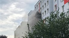 Poár v byt panelového domu v ulici V Oblouku v Ústí nad Labem (5. záí 2020)