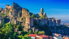 Centrum Tbilisi, nad kterým se tyí ruiny pevnosti ze 3. století, se uchází o...