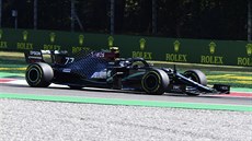 Valtteri Bottas z Mercedesu  v tréninku na Velkou cenu Itálie F1.