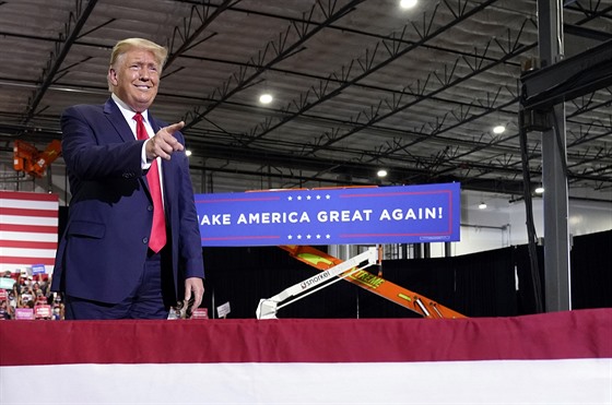 Prezident Donald Trump na pedvolebním mítinku v Nevad (14. záí 2020)