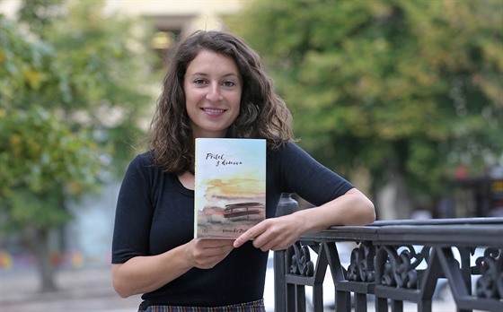Veronika Doskočilová si svou první vydanou knihou splnila sen. Je autorkou i...