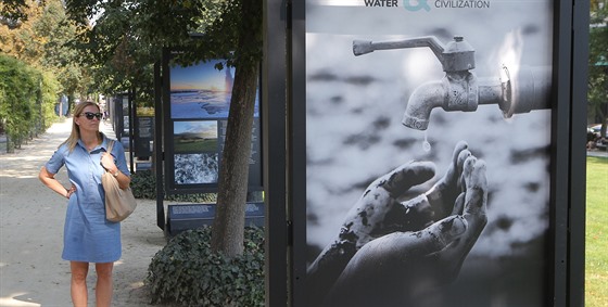 Výstava s názvem Voda a civilizace v centru Plzně se snaží ukázat, jak je voda...