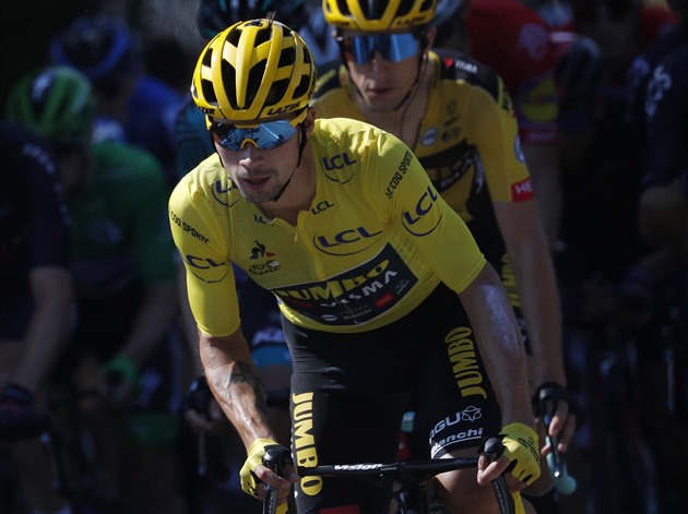ONLINE: Jede se 16. etapa Tour. Peloton se žlutým Rogličem vjíždí do Alp