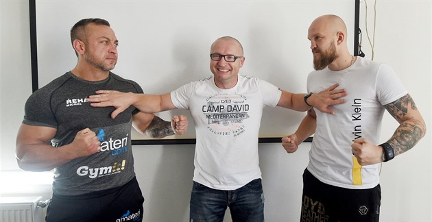 Hýbu se, abych mohl žrát. Konečný chce dát na budku vítězi Love Islandu