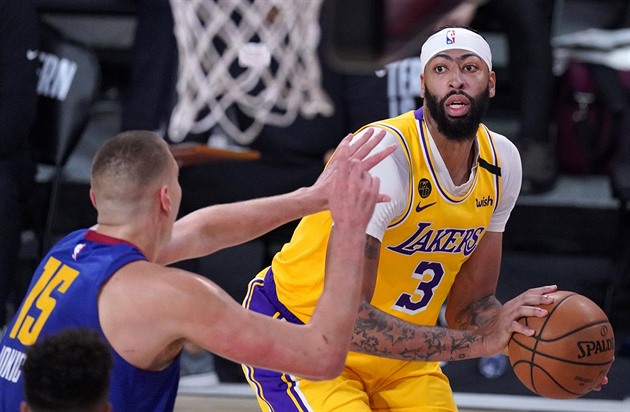 Lakers vstoupili do finále Západní konference suverénně, vládl Davis