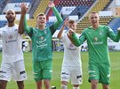 Fotbalisté Slovácka slaví po výhe v Teplicích