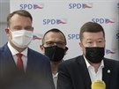Radim Fiala, Jaroslav Foldyna a Tomio Okamura na tiskové konferenci SPD ped...